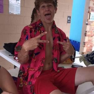 Meet your Posher, Junior